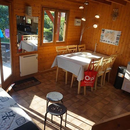 Chalet Avec Piscine Chauffee, Tennis Et Jardin Clos, A 1700M De La Plage De Cabourg - Fr-1-465-22 Exteriör bild